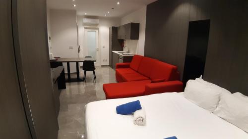 Hub apartment - image 4
