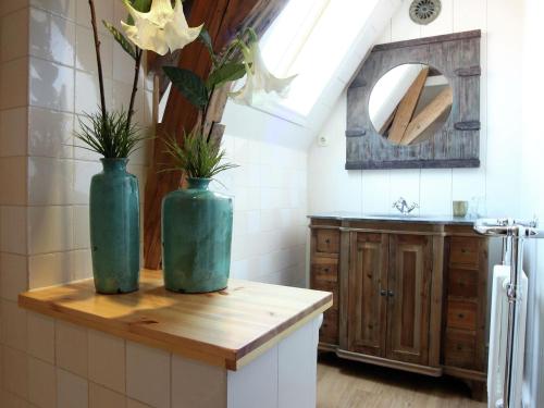 Listed 1777 building with whirlpool in historical Enkhuizen - image 9