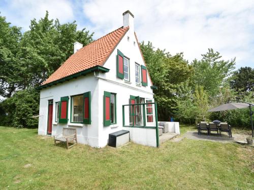  Quintessential holiday home in Ouddorp with garden in Ouddorp