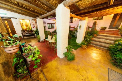 Градина, Hotel Norte Rupestre in Тилкара