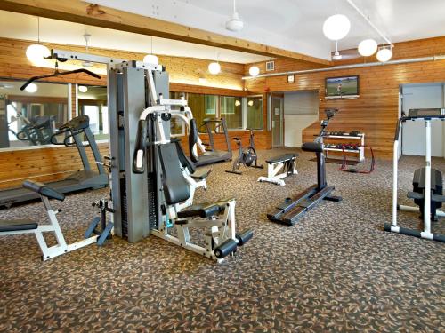 Fitness center, Charlottetown Inn & Conference Centre in Charlottetown City Center