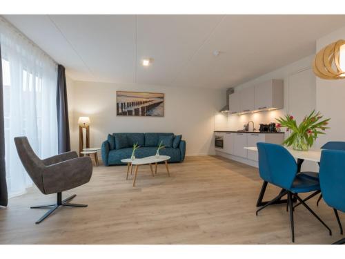 Luxury 3-person apartment within walking distance of the beach in Zoutelande - image 8