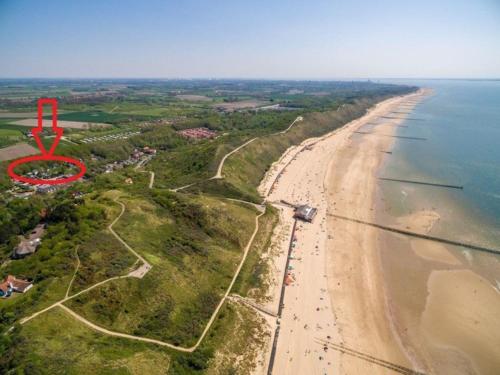 Renovated holiday home in a prime location, walking distance from the beach