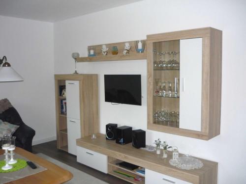 Ferienwohung Hanl - schöne FeWo mit 2 Schlafzimmern mit TV, Garten und großem Badezimmer (Ferienwohung Hanl - schone FeWo mit 2 Schlafzimmern mit TV, Garten und großem Badezimmer) in 萬德魯普