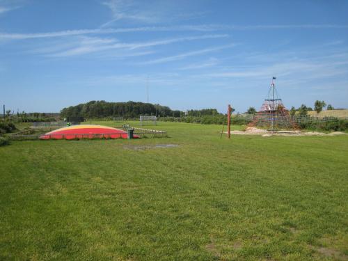Spacious home just 1 km from the North Sea beach - image 6