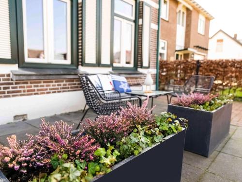  Beautiful holiday home in Kamperland near the beach in Kamperland