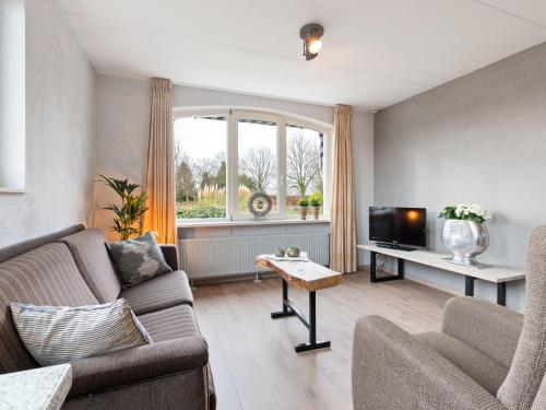  Alluring Holiday Home in Velden with Garden in Velden