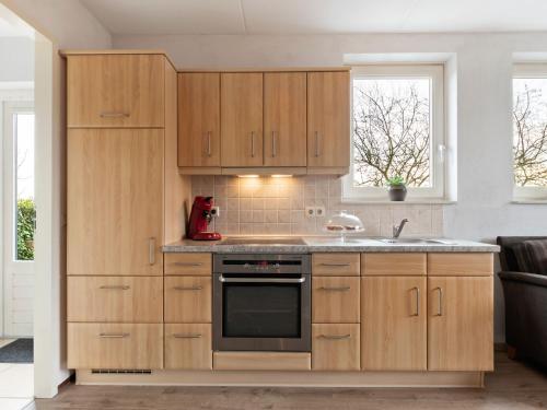  Alluring Holiday Home in Velden with Garden in Velden