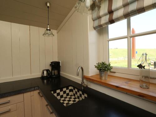 Beautiful villa with garden near the Wadden Sea - image 12