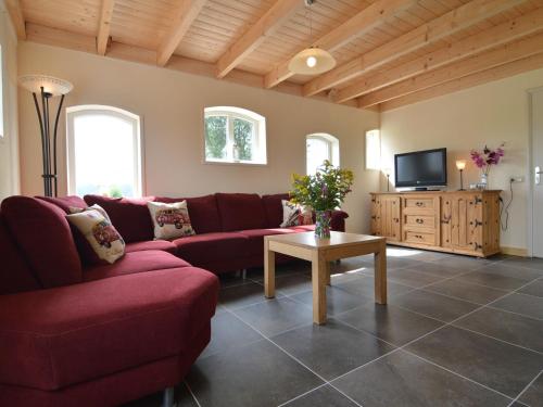  Modern Holiday Home in Holten with Forest Near, Pension in Holten bei Okkenbroek