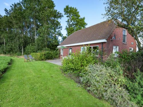  Peaceful vacation home in Finsterwolde with wide views in Finsterwolde