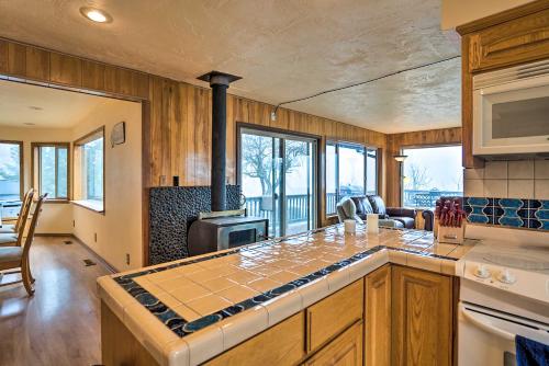 Ashland Home with Fire Pit - 7 Mi to Downtown! - image 4