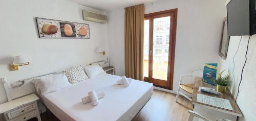 Hotel Mireia - image 14
