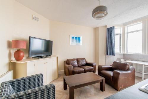 Sandpiper Holiday Apartments - image 3