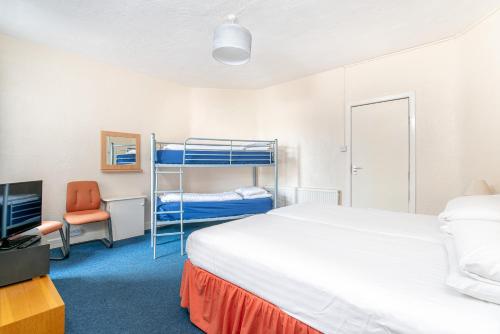 Sandpiper Holiday Apartments - image 6