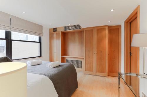 Monument Apartments - image 8