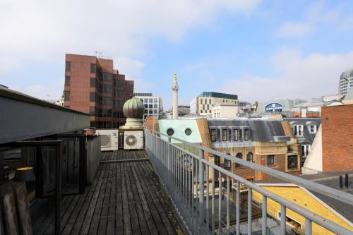 Monument by Excel Apartments - image 2