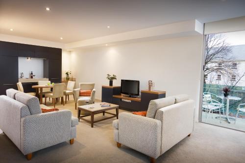 Létesítmények, The Sebel Launceston near Aurora Stadion