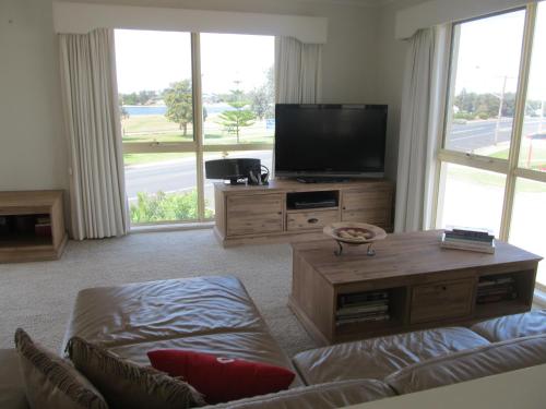 Sea Breeze on the Esplanade