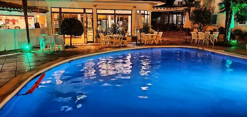 Hotel Mireia - image 8
