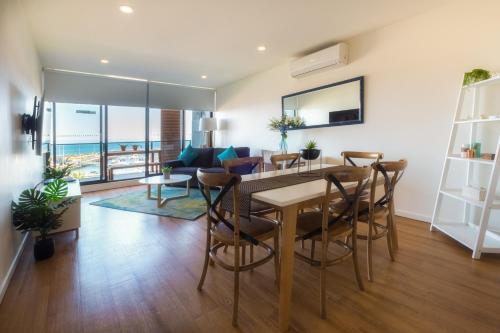 . Waterfront Apartments Marinaquays -Apt 221 and Apt 234