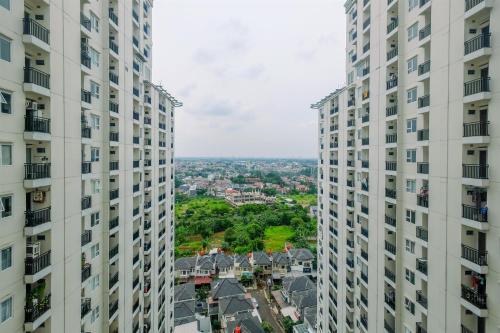Best and Simply Homey Studio Cinere Resort Apartment By Travelio in Nord-Jakarta