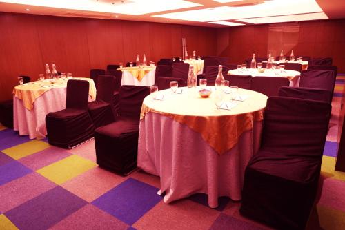 Royal Orchid Golden Suites Pune