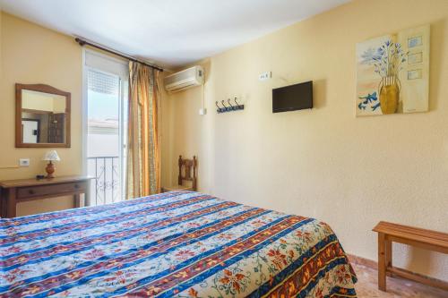 Economy Double or Twin Room image 10