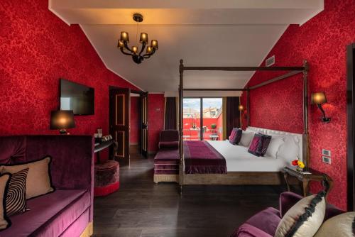 Carnival Palace - Venice Collection - main image
