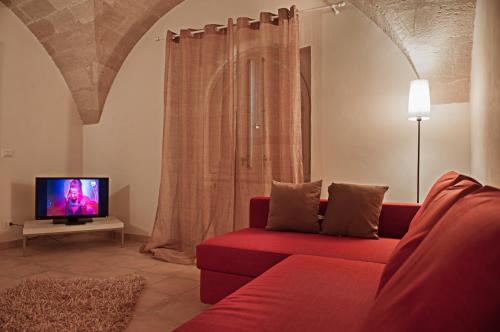 One-Bedroom Apartment with Sea View image 10