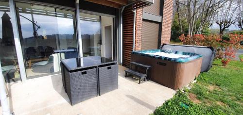 Villa Spacieuse avec Jacuzzi Privatif