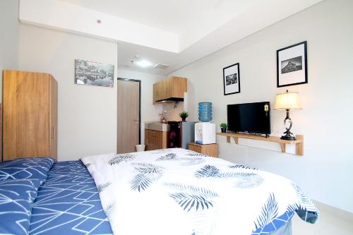 B&B Bekasi - Apartemen Monroe Jababeka Cikarang Bekasi by Aparian - Bed and Breakfast Bekasi