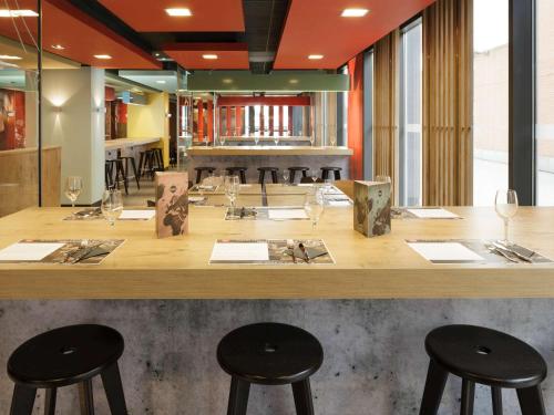 ibis London Excel-Docklands - image 2