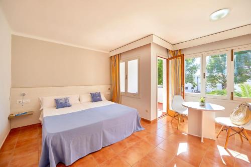 Gavimar Cala Gran Hotel and Apartments