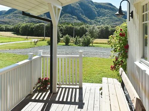 Skats, 8 person holiday home in Oksvoll in Oksvoll