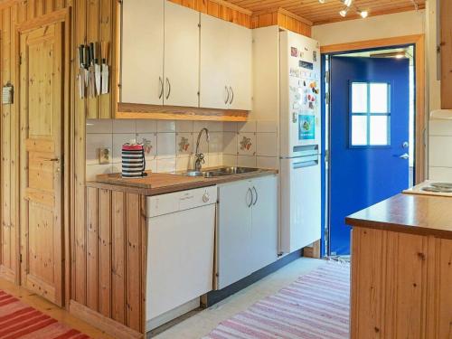 Holiday home BRASTAD VII - image 7