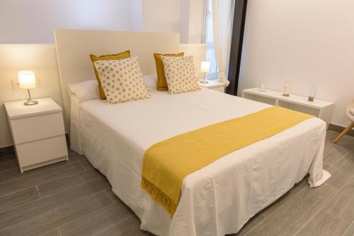 Apartamentos Constitución by Renthas - image 4