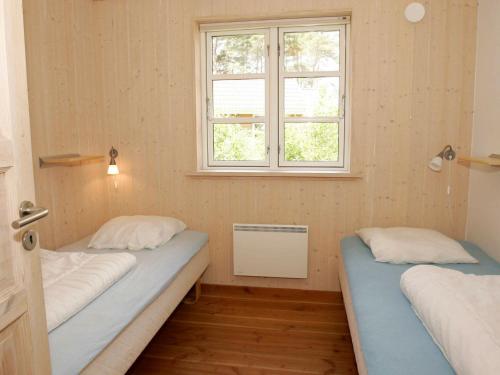 Four-Bedroom Holiday home in Aakirkeby 4 - image 3
