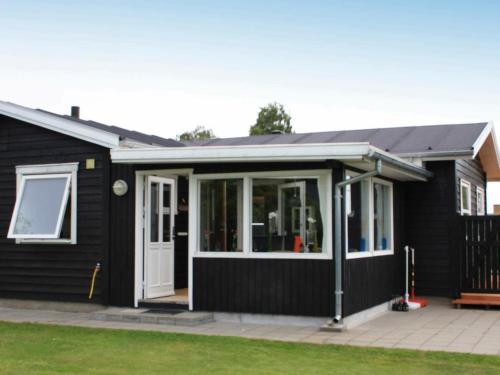 Three-Bedroom Holiday home in Hejls 13 - image 6