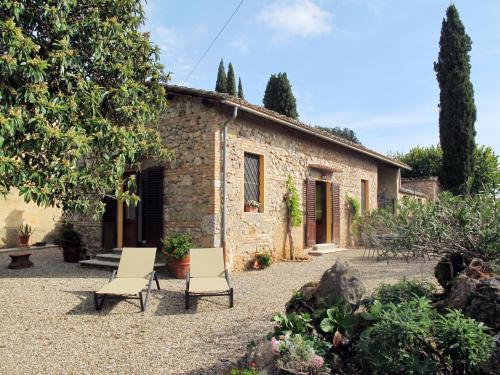  Holiday Home Il Nespolo by Interhome in Siena