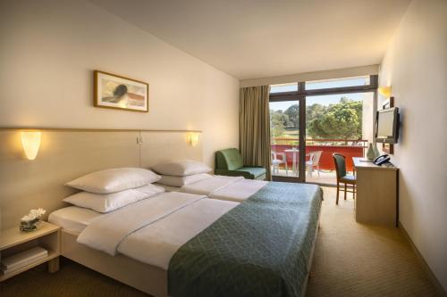 Rubin Sunny Hotel by Valamar - image 9