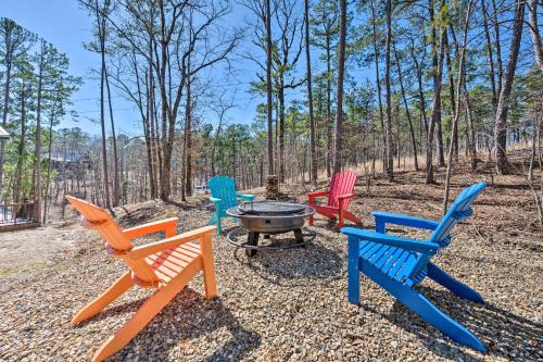 Luxury Cabin Getaway 1 Mi To Broken Bow Lake! in De Queen