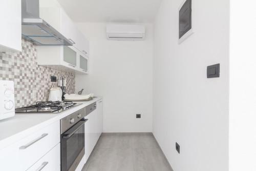 New Family 2 Bedroom Apartment - image 2