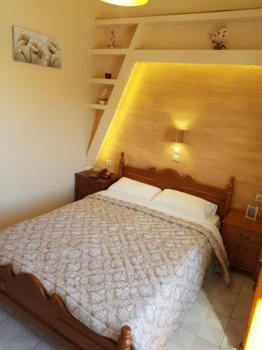 Hotel Anagennisis – Fry, AZ