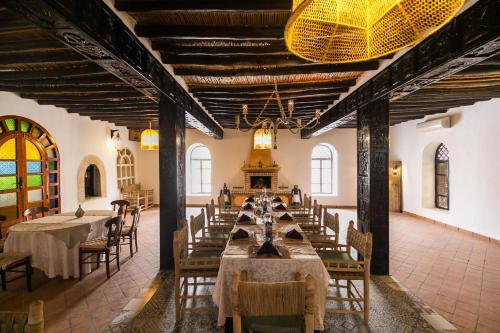 Restaurant, Kasbah Mohayut in Merzouga
