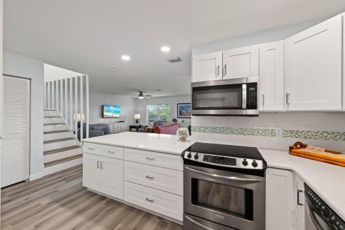 Sunsets & shelling at resort condo perfect for family - Blind Pass F207 - image 2