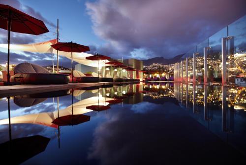 Piscina, The Vine Hotel in Madeira Island