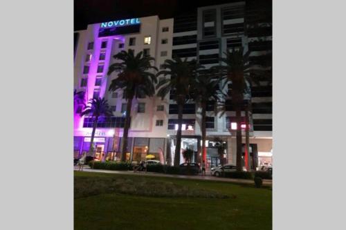 CENTRAL VIP STUDIO appartement in 모하메디아