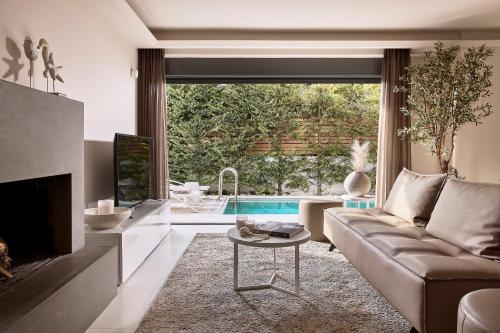 Elaia Luxury Condo Glyfada