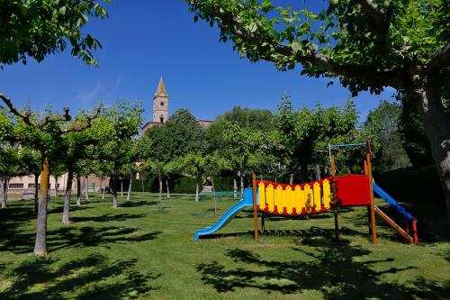  Monestir de Les Avellanes in Os de Balaguer